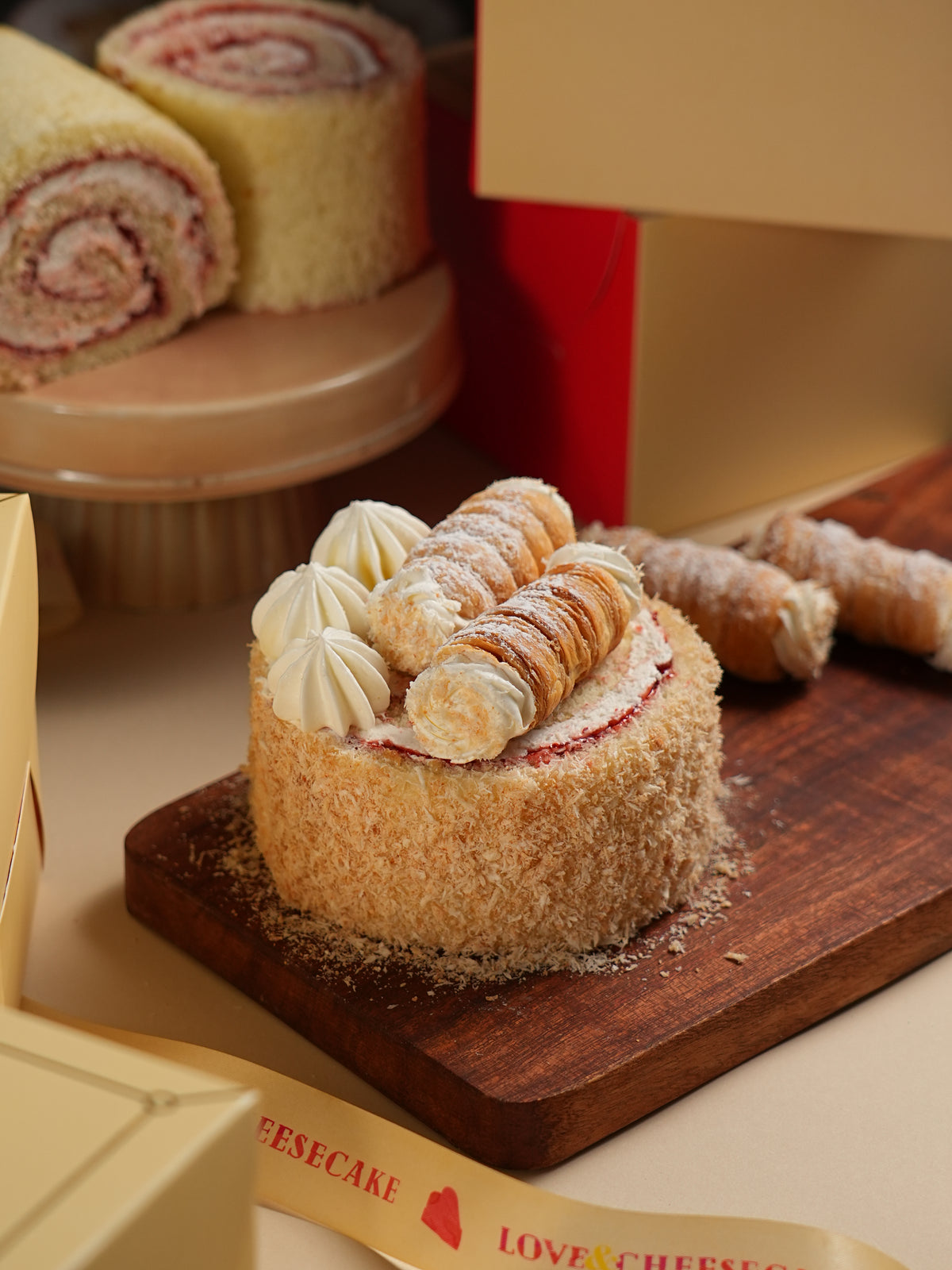 Cream Roll Bento Cake
